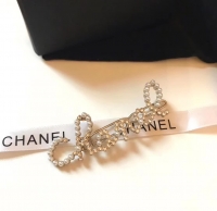 Chanel·字母珍珠發夾