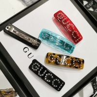 Gucci· LOGO髮卡/單個